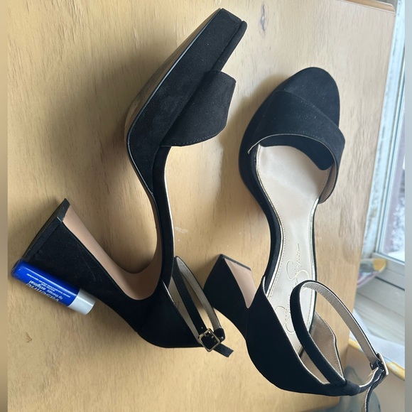 Jessica Simpson Black Platform Heels - Picture 4 of 15